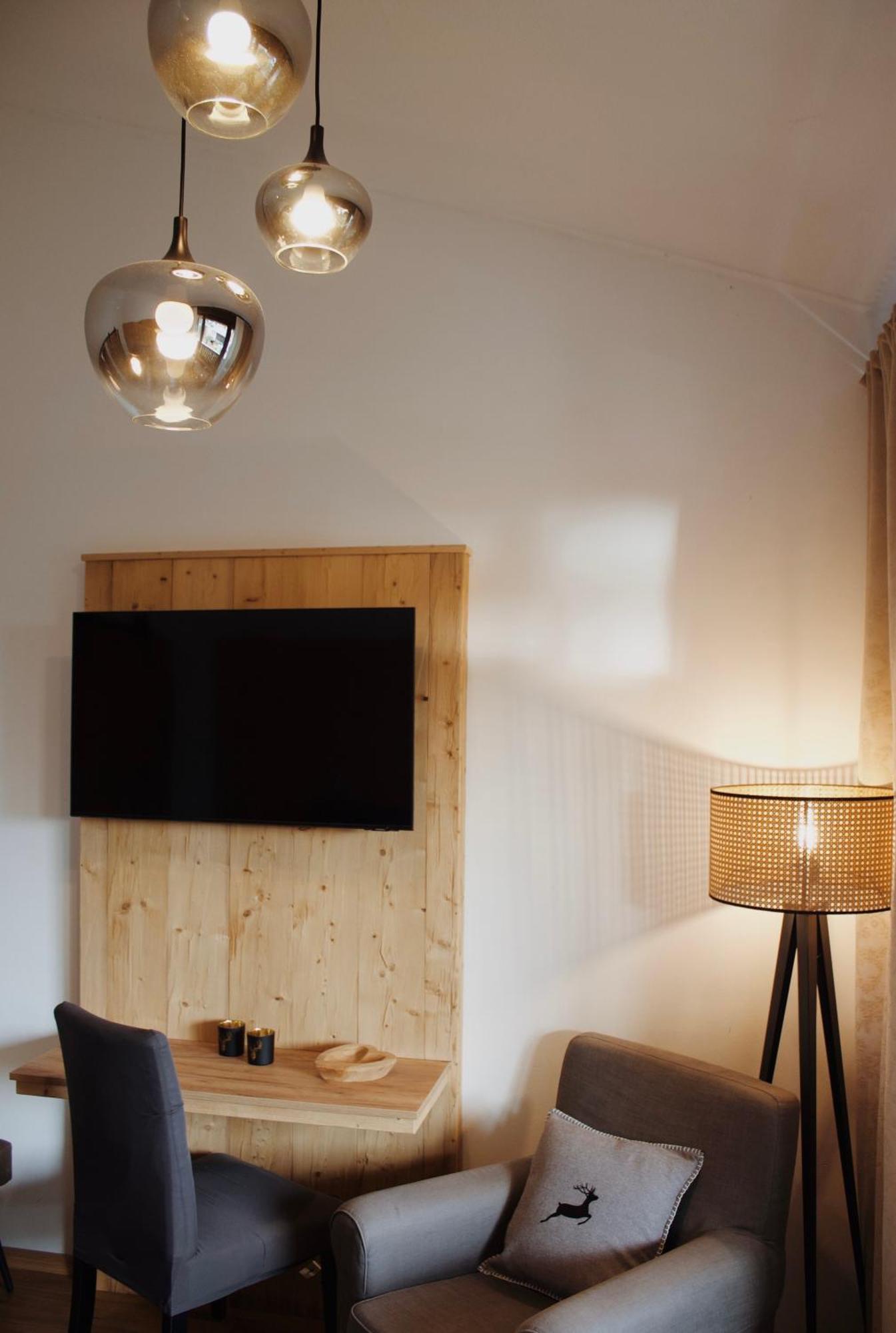 Guest house Garni - Chiemsee-pension-seebruck