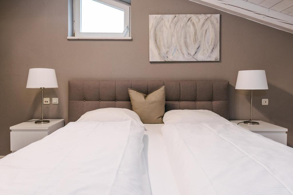 Garni - Chiemsee-pension-seebruck Guest house